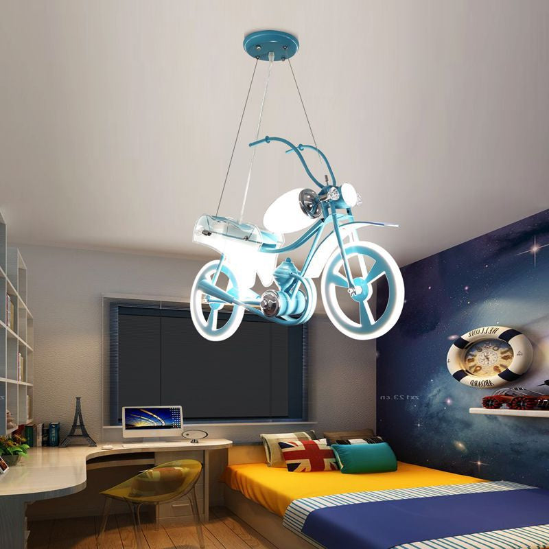 Lustră LED aplicată în formă de motocicletă, albastru și alb, pentru camera copilului