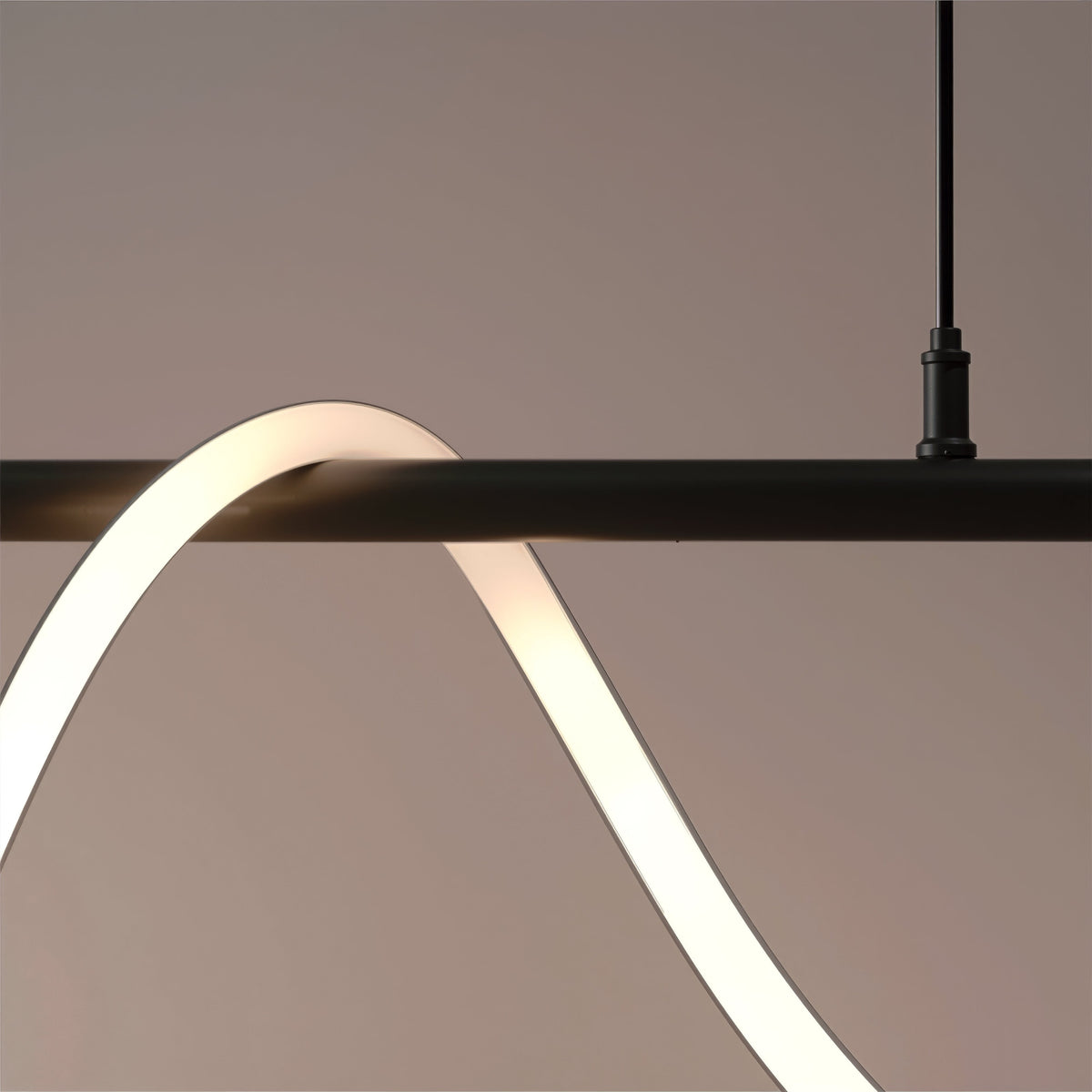 Lustra LED DIVINO cu Tub Silicon Flexibil - 24W, Lumina Reglabila, Negru Mat