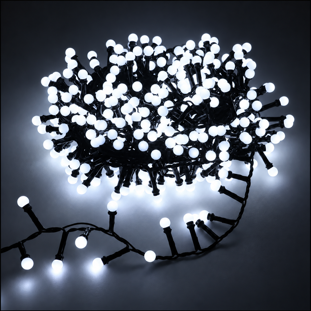 Instalatie de Craciun Liniara Tip Mini Globuri, Lumina Rece, 1000cm, 300 LED-uri, IP44
