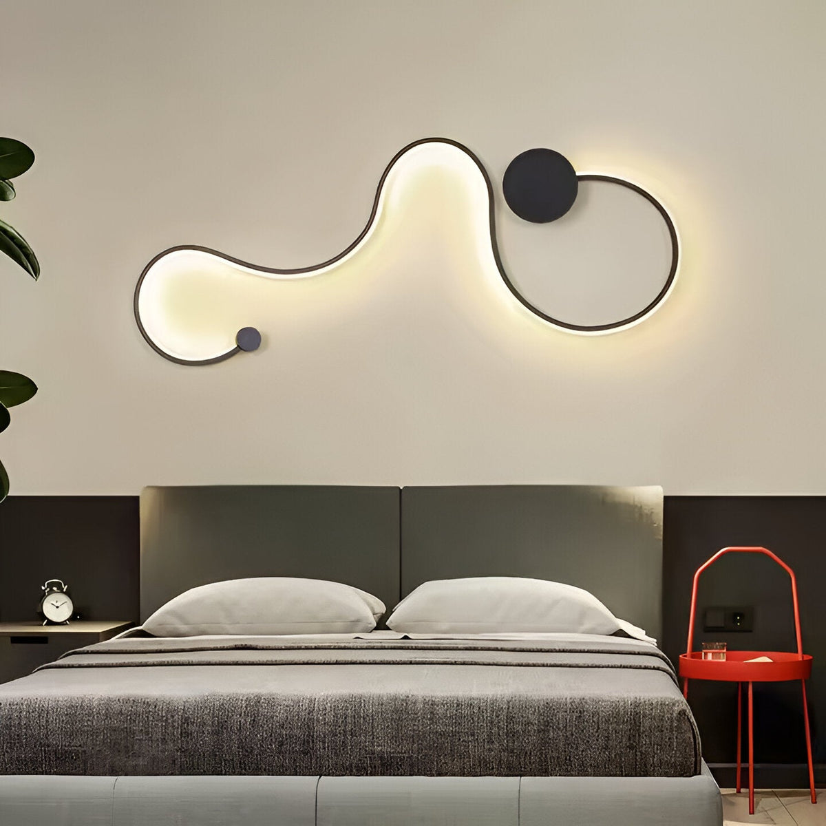 Aplica LED Delilah 36W Decorativa Lumina Rece/Calda/Neutra Metal si SIlicon Negru
