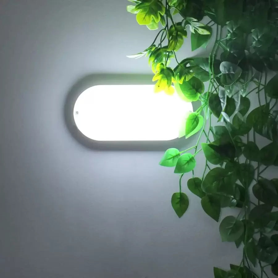 Plafoniera LED FANTAS Ovala 15W 20cm Alb Exterior IP65